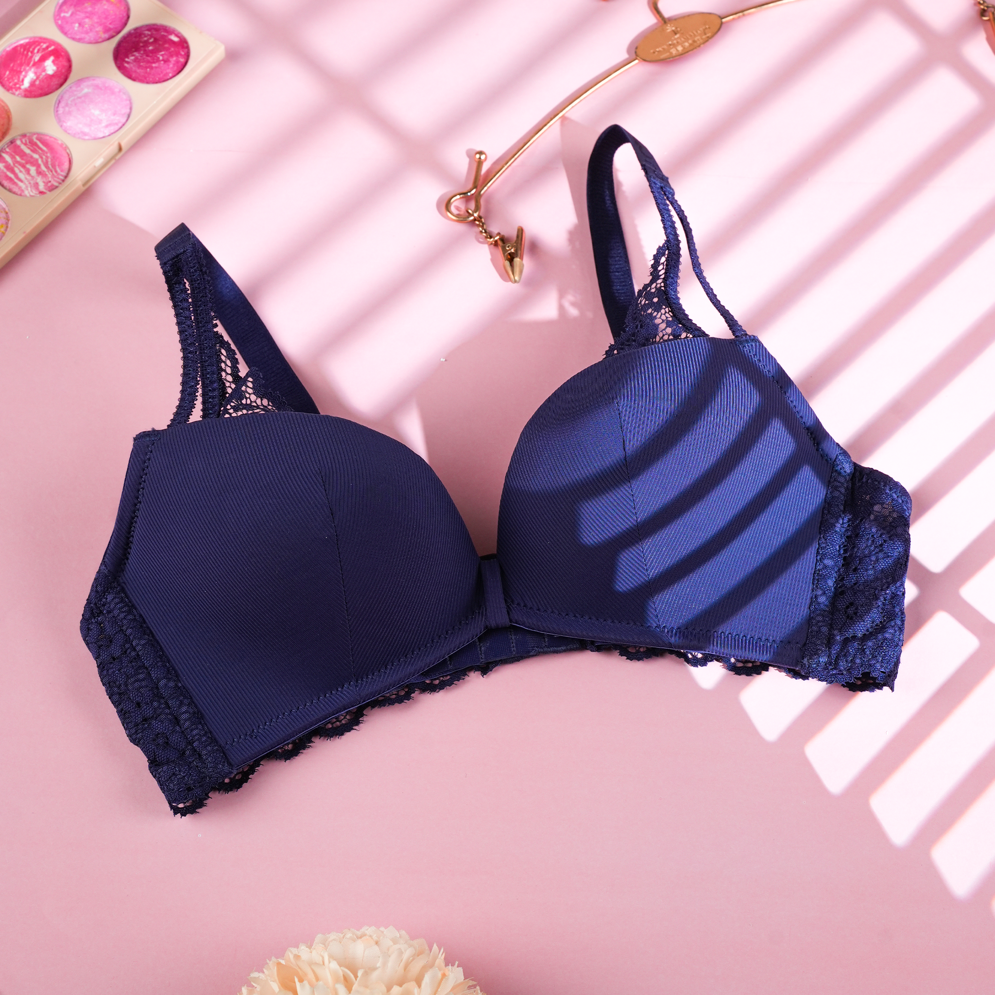 Elegant Lace Style Double Padded Pushup Bra